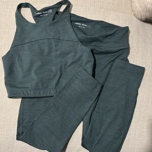 Outdoor Voices Forest Green Set